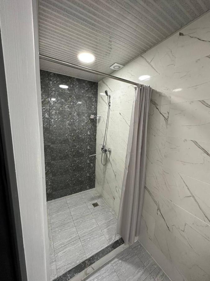 Hotel Sevinch Tashkent Bagian luar foto